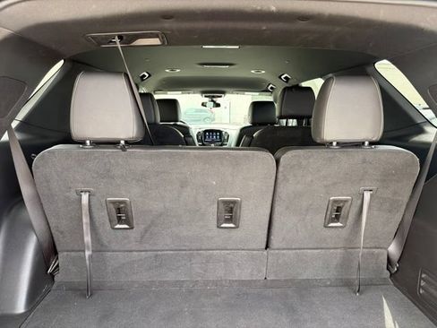 Used 2023 Chevrolet Traverse LT AWD/4WD image 25
