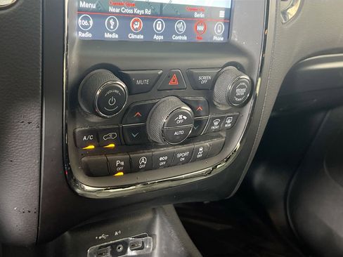 Used 2018 Dodge Durango GT w/ Premium Group AWD/4WD image 16