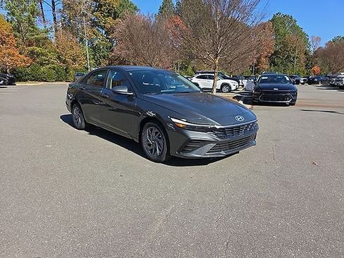 New 2026 Hyundai Elantra Blue image 14
