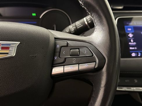 Used 2023 Cadillac XT4 Premium Luxury w/ Cold Weather Package FWD image 17