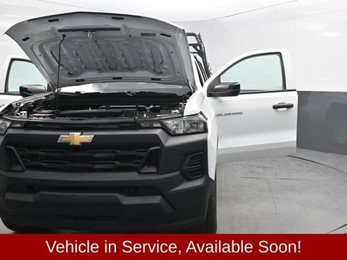 Used 2024 Chevrolet Colorado W/T w/ Safety Package RWD image 40