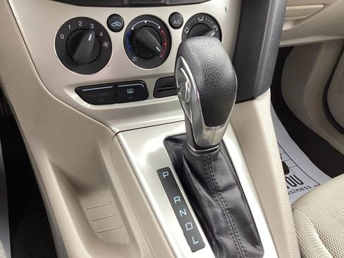 Used 2012 Ford Focus SE image 30