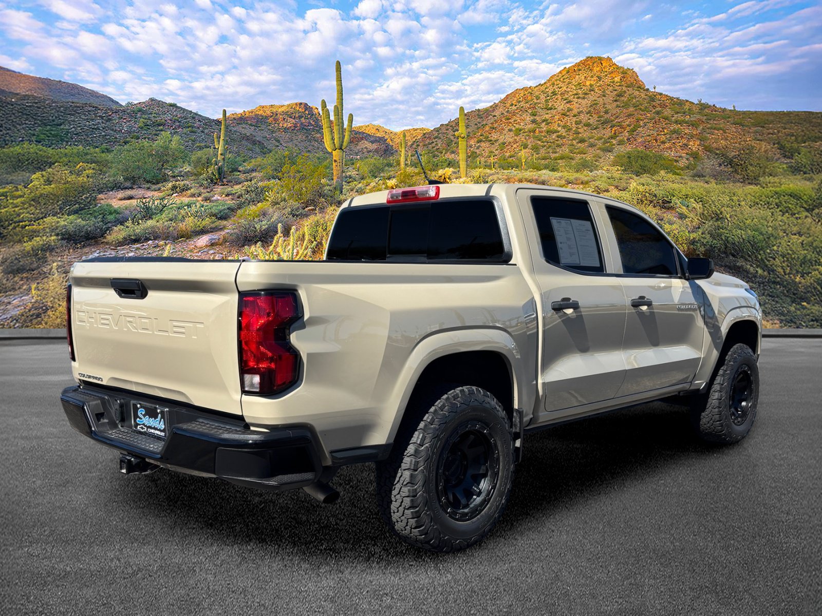 Used 2024 Chevrolet Colorado W/T w/ WT Convenience Package RWD image 4