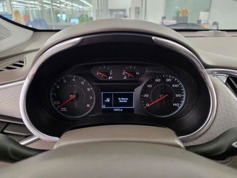 Used 2021 Chevrolet Malibu LT FWD image 13