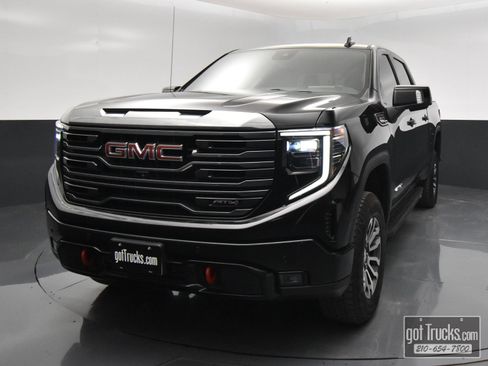 Used 2023 GMC Sierra 1500 AT4 w/ Technology Package AWD/4WD image 52