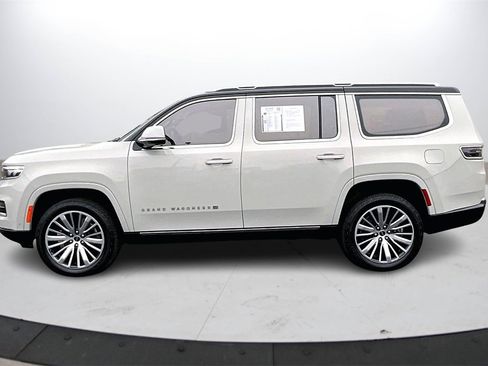 Used 2022 Jeep Grand Wagoneer Series III image 6