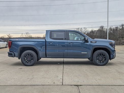 New 2026 GMC Sierra 1500 Elevation w/ Elevation Premium Package image 6