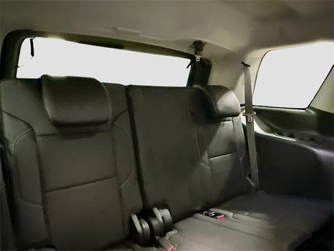 Used 2020 Chevrolet Tahoe Premier image 32