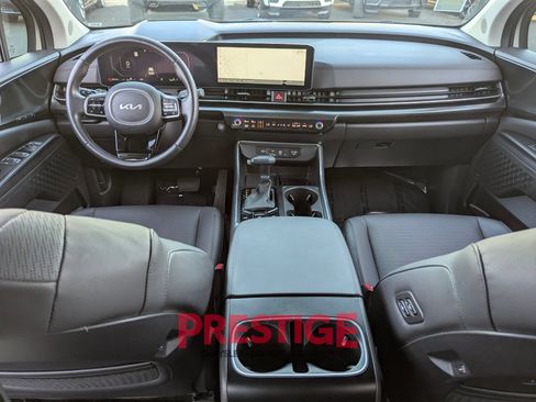 Used 2025 Kia Carnival SX Prestige FWD image 28