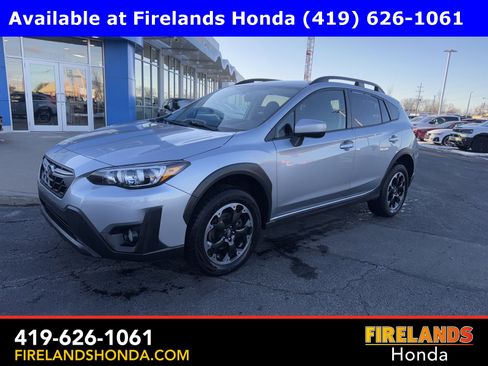 Used 2023 Subaru Crosstrek 2.0i Premium image 2