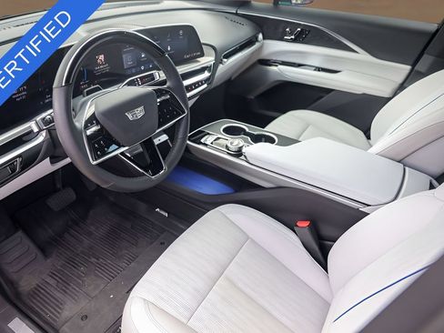 Certified 2025 Cadillac Lyriq Sport AWD/4WD image 9