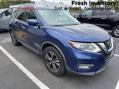 Used 2018 Nissan Rogue SL image 1
