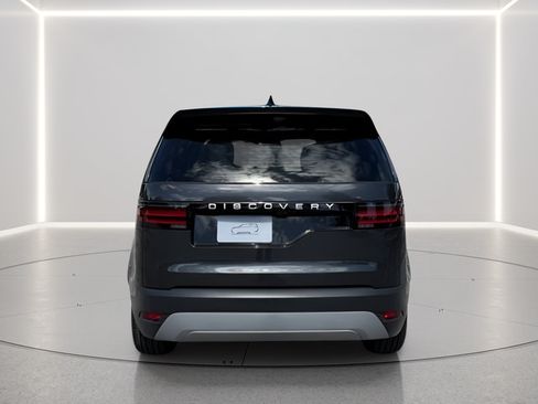 Used 2025 Land Rover Discovery S AWD/4WD image 4