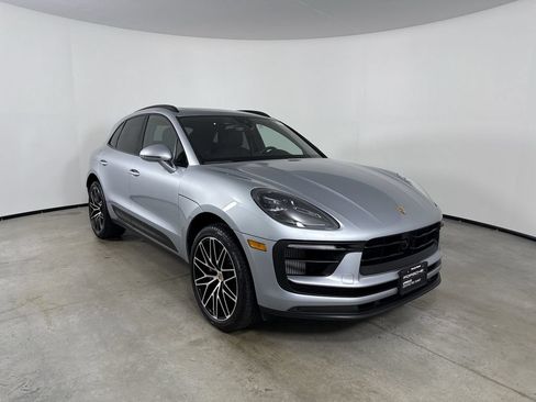 Certified 2026 Porsche Macan S AWD/4WD image 9