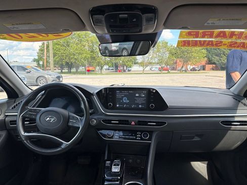 Used 2020 Hyundai Sonata SEL w/ Premium + Sunroof Package FWD image 13