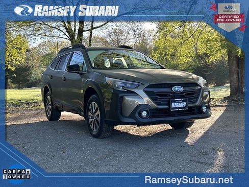 Certified 2023 Subaru Outback Premium AWD/4WD image 1