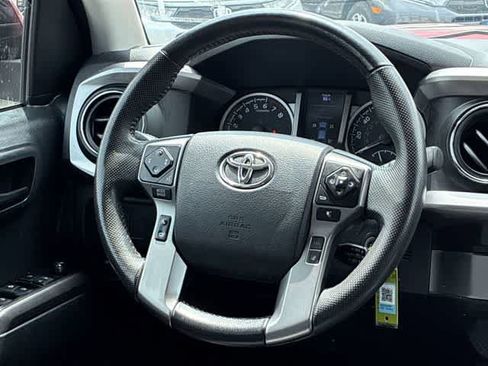 Used 2022 Toyota Tacoma SR5 w/ Technology Package RWD image 23