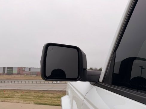 Used 2022 Ford Bronco Outer Banks image 11