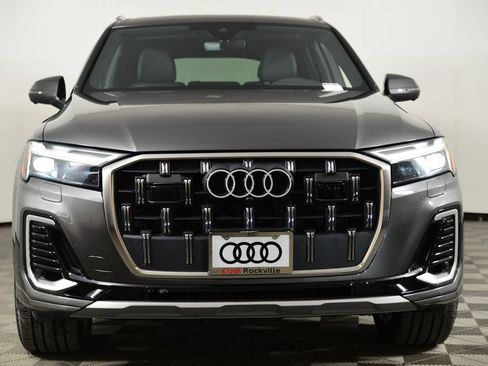 Used 2025 Audi Q7 2.0T Premium w/ Convenience Package image 6