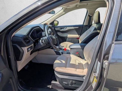 Used 2020 Ford Escape SE Sport FWD image 15