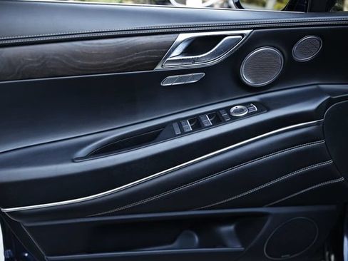Used 2021 Genesis GV80 2.5T w/ Advanced Package 03 RWD image 15