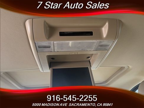 Used 2014 Chevrolet Tahoe LTZ image 19