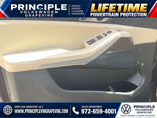 Used 2022 BMW X5 xDrive40i w/ Premium Package AWD/4WD image 10