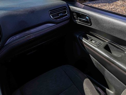 Used 2023 Dodge Durango R/T image 18