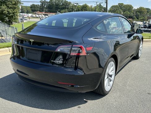 Used 2021 Tesla Model 3 Long Range AWD/4WD image 9