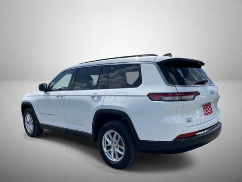 Used 2025 Jeep Grand Cherokee L Laredo w/ Luxury Tech Group I AWD/4WD image 5