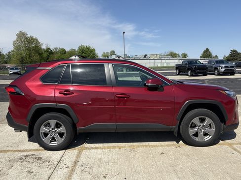 Used 2024 Toyota RAV4 XLE w/ Convenience Package AWD/4WD image 3