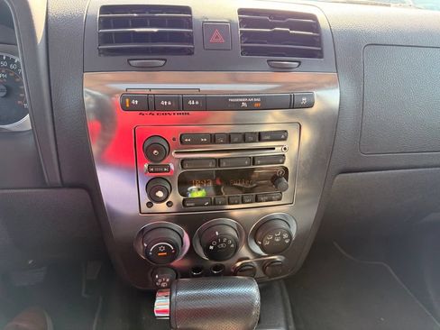 Used 2008 HUMMER H3 Luxury AWD/4WD image 6