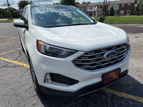 Used 2023 Ford Edge Titanium AWD/4WD image 27