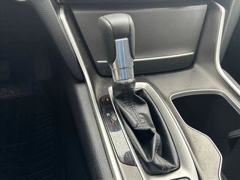 Used 2019 Honda Accord EX image 14