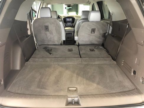 Used 2019 Chevrolet Traverse Premier image 12