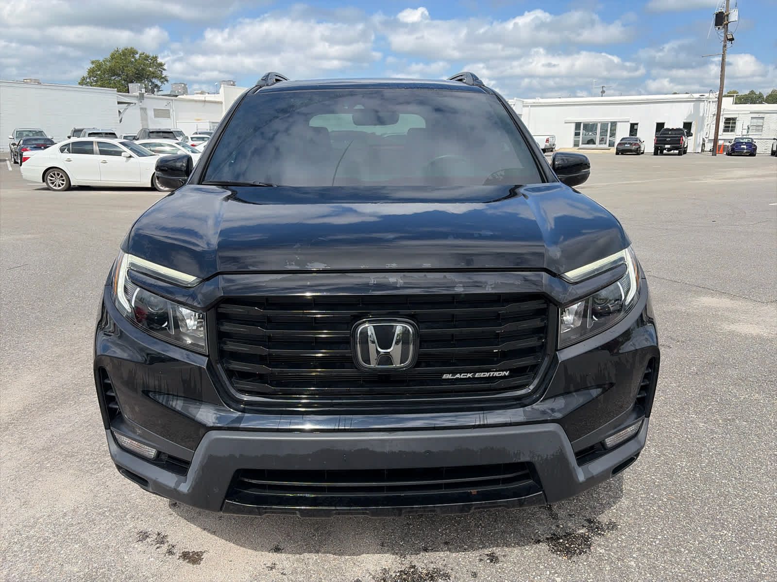 Used 2025 Honda Passport Black Edition image 2
