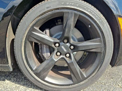 Used 2016 Chevrolet Camaro SS RWD image 27