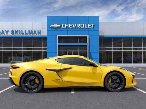New 2025 Chevrolet Corvette E-Ray image 5