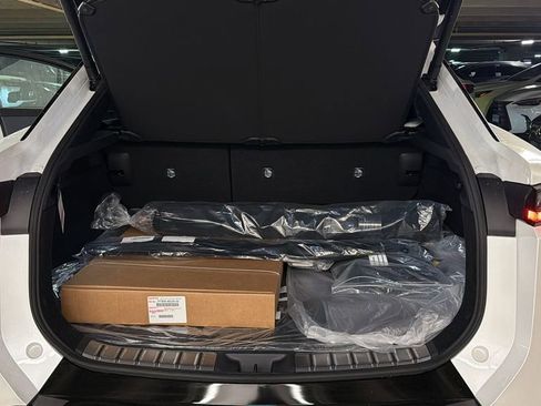 New 2026 Lexus RZ 450e AWD image 8