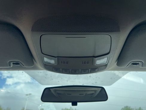 Used 2017 Ford Fusion SE FWD image 15