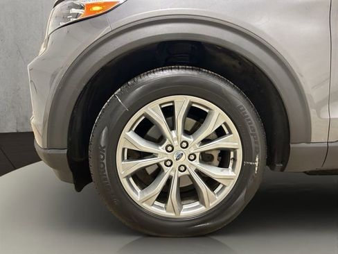 Certified 2021 Ford Explorer XLT w/ Equipment Group 202A AWD/4WD image 25