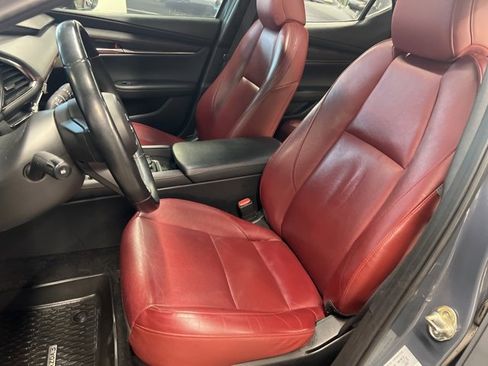 Used 2023 MAZDA MAZDA3 s image 24