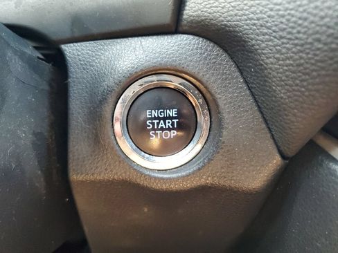 Used 2022 Toyota RAV4 XLE Premium AWD/4WD image 23