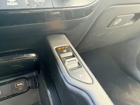 Used 2020 Kia Telluride EX w/ EX Premium Package AWD/4WD image 8