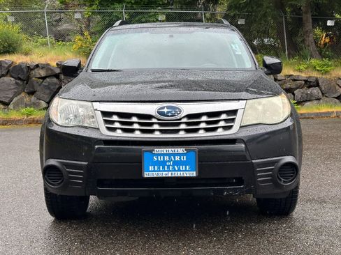 Used 2011 Subaru Forester 2.5X Premium w/ All-Weather Pkg AWD/4WD image 5