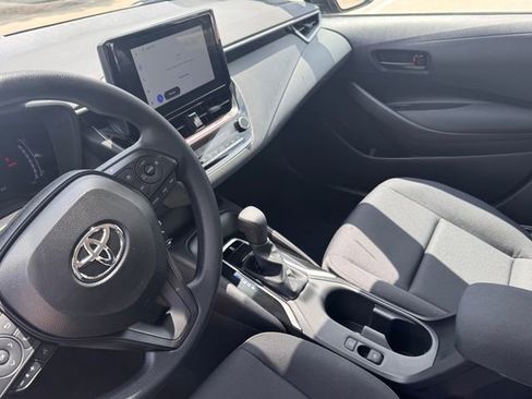 Used 2026 Toyota Corolla LE image 9
