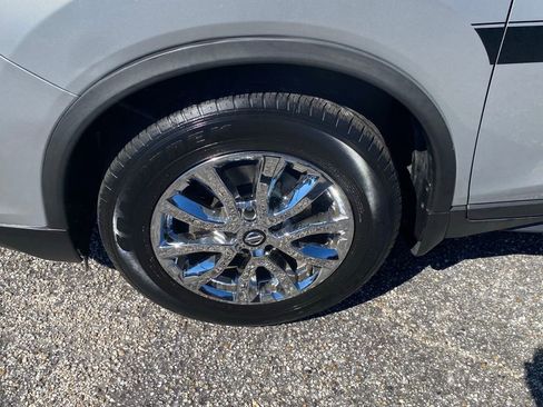 Used 2020 Nissan Rogue S w/ Special Edition Package image 22