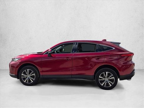 Used 2023 Toyota Venza LE AWD/4WD image 7