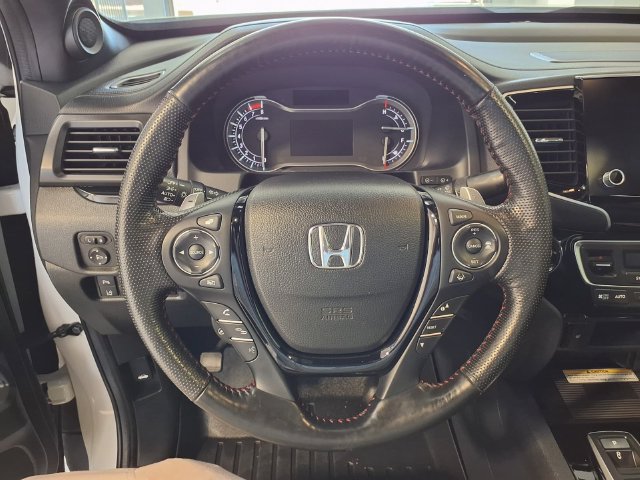 Used 2023 Honda Ridgeline Black Edition image 9