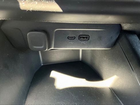 Used 2024 Chevrolet Trax RS w/ Driver Confidence Package image 16